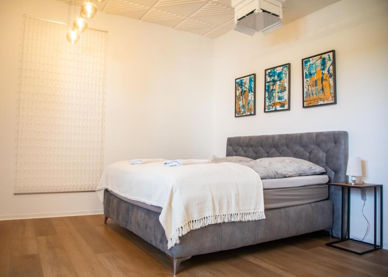 Loft Ferienwohnung Lechenich แอร์ฟชตัดท์ ภายนอก รูปภาพ