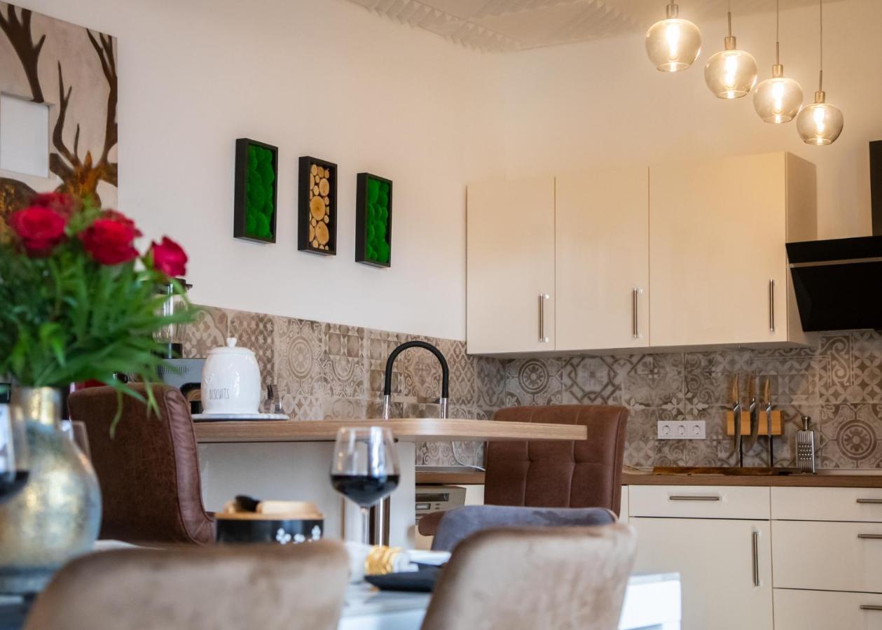 Loft Ferienwohnung Lechenich แอร์ฟชตัดท์ ภายนอก รูปภาพ