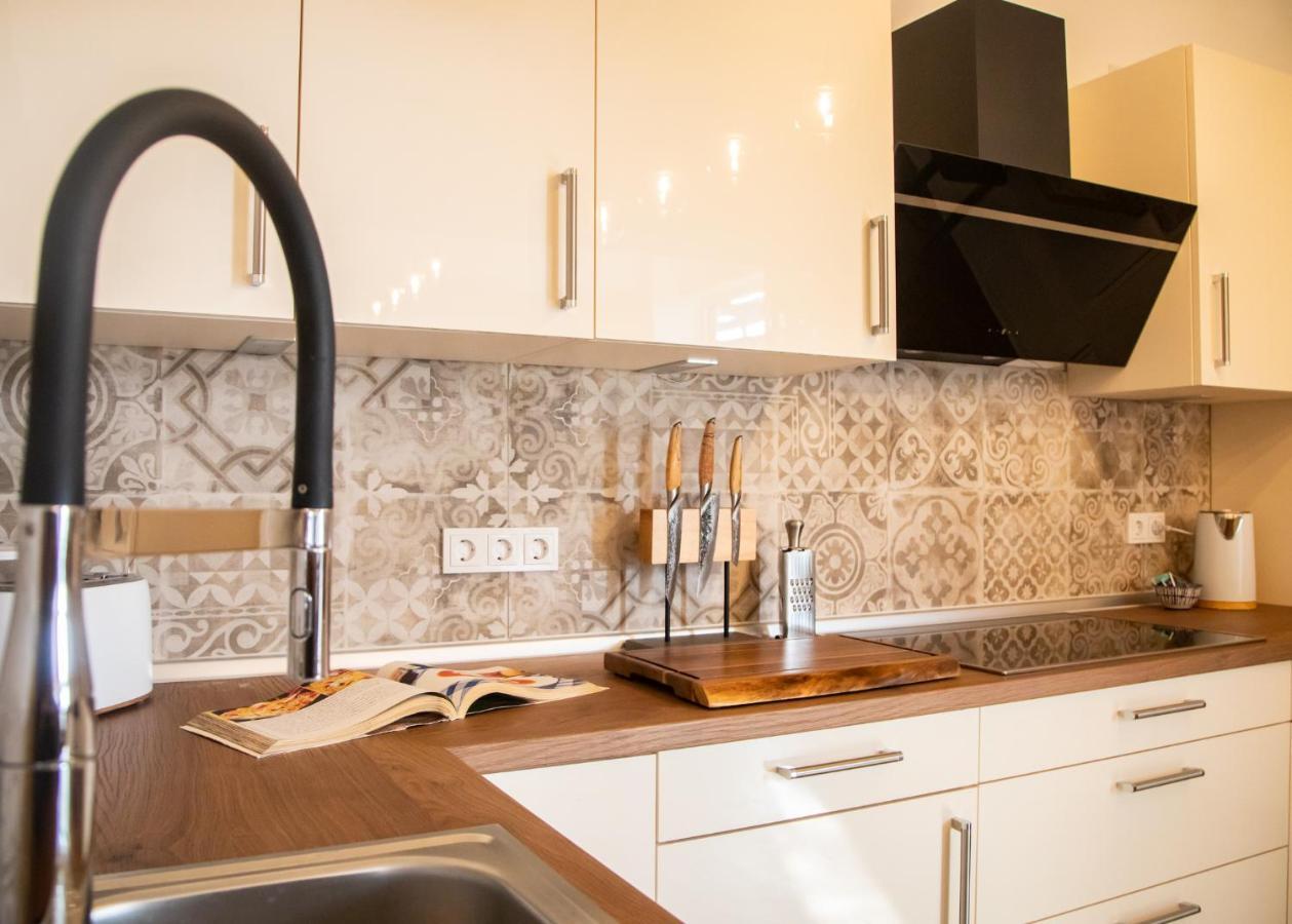 Loft Ferienwohnung Lechenich แอร์ฟชตัดท์ ภายนอก รูปภาพ