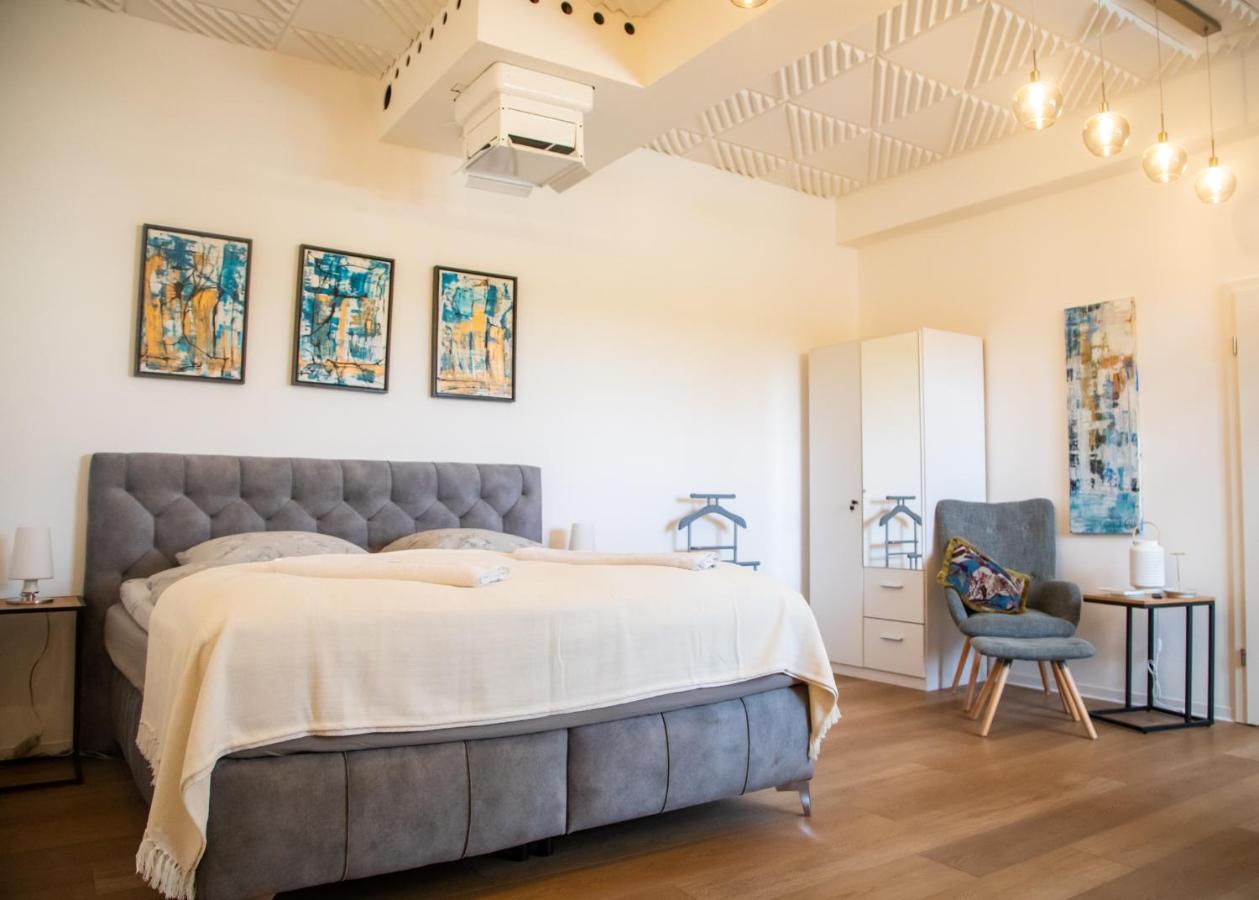 Loft Ferienwohnung Lechenich แอร์ฟชตัดท์ ภายนอก รูปภาพ